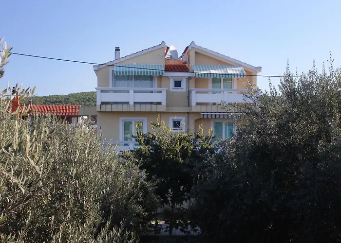 アパート With Parking Spaces Bibinje, Zadar - 5761 *