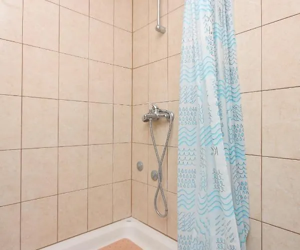 アパート With Parking Spaces Bibinje, Zadar - 5761 ビビニェ